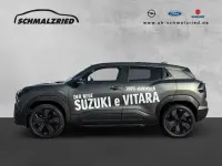 Gebraucht Suzuki e-Vitara Comfort+ 135 kW (184 PS) 2026 Grün SUV