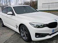 Gebraucht BMW 320 190 PS (139 kW) 2017 Weiß Limousine