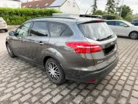 Gebraucht Ford Focus 101 PS (74 kW) 2014 Grau Kombi