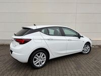 Gebraucht Opel Astra Edition 110 PS (80 kW) 2019 Weiß Limousine