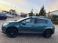 Gebraucht Peugeot 2008 Urban Move 110 PS (80 kW) 2016 Grün SUV