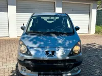 Gebraucht Peugeot 1007 109 PS (80 kW) 2008 Silber Van / Kleinbus