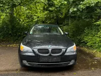 Gebraucht BMW 525 197 PS (144 kW) 2007 Schwarz Kombi