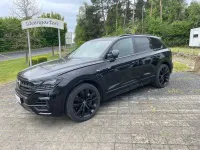 Gebraucht VW Touareg R 462 PS (339 kW) 2022 Schwarz SUV