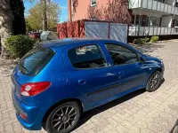 Gebraucht Peugeot 206+ 75 PS (55 kW) 2011 Blau Kleinwagen