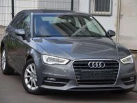 Gebraucht Audi A3 Attraction 150 PS (110 kW) 2014 Monsungrau metallic Kleinwagen