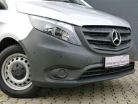 Gebraucht Mercedes Vito 170 PS (125 kW) 2023 Brillantsilber Van
