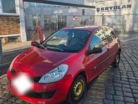 Gebraucht Renault Clio II 75 PS (55 kW) 2008 Rot Kleinwagen