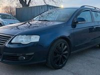 Gebraucht VW Passat 140 PS (102 kW) 2006 Blau Kombi