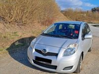 Gebraucht Daihatsu Charade 101 PS (74 kW) 2012 Grau Kleinwagen