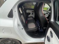 Gebraucht Renault Twingo Vibes 60 kW (82 PS) 2021 Weiß Kleinwagen