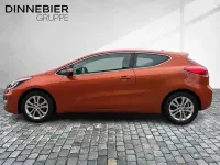 Gebraucht Kia ProCeed Spirit 135 PS (99 kW) 2014 Techno orange Kleinwagen