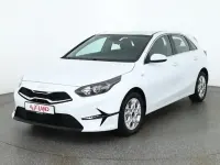 Gebraucht Kia Ceed Vision 160 PS (117 kW) 2023 Cararraweiss Kleinwagen