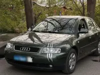 Usado Audi A3 102 HP (75 kW) 2001 Verde Citadino