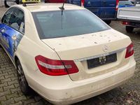 Occasion Mercedes E200 136 ch (100 kW) 2011 Blanc Berline