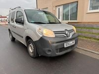 Gebraucht Renault Kangoo 90 PS (66 kW) 2016 Silber Van / Kleinbus