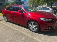 Gebraucht Ford Mondeo 160 PS (117 kW) 2016 Rot Limousine