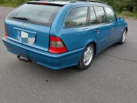 Gebraucht Mercedes C200 102 PS (75 kW) 1999 Blau Limousine