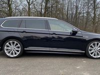Gebraucht VW Passat Highline 239 PS (175 kW) 2015 Schwarz Kombi