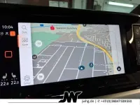 Gebraucht VW Multivan 150 PS (110 kW) 2024 Pure grey Van / Kleinbus