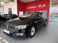 Gebraucht VW Passat IQ Drive 150 PS (110 kW) 2024 Schwarz Kombi