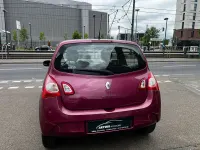 Gebraucht Renault Twingo Expression 75 PS (55 kW) 2013 Fuchsiaviolett Kleinwagen