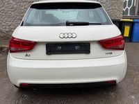 Gebraucht Audi A1 86 PS (63 kW) 2010 Weiß Kleinwagen