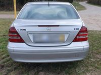 Gebraucht Mercedes C220 143 PS (105 kW) 2002 Silber Limousine