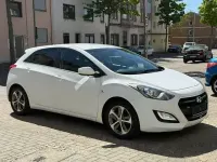 Gebraucht Hyundai i30 Style 2016 Weiss Limousine