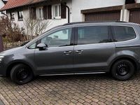 Gebraucht VW Sharan Highline 150 PS (110 kW) 2017 Grau Van / Kleinbus