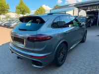 Gebraucht Porsche Cayenne Chrono 441 PS (324 kW) 2018 Grau SUV