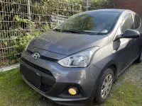 Gebraucht Hyundai i10 Classic 67 PS (49 kW) 2015 Stardust Kleinwagen