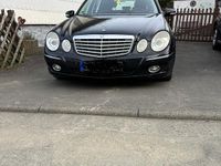 Gebraucht Mercedes E220 Elegance 170 PS (125 kW) 2007 Schwarz Kombi