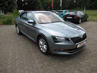 Gebraucht Skoda Superb Style 120 PS (88 kW) 2018 Grau metallic Limousine