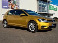 Gebraucht VW Golf VII Comfortline 86 PS (63 kW) 2018 Gold Limousine