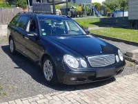 Gebraucht Mercedes E220 150 PS (110 kW) 2004 Schwarz Kombi