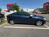 Gebraucht Volvo S60 R-Design 215 PS (158 kW) 2013 Blau Limousine