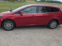 Gebraucht Ford Focus Titanium 163 PS (119 kW) 2014 Rot Kombi