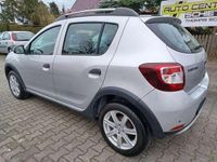Gebraucht Dacia Sandero Prestige 90 PS (66 kW) 2014 Platingrau Kleinwagen