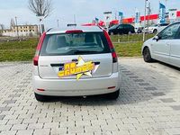 Gebraucht Ford Fiesta 70 PS (51 kW) 2005 Silber Kleinwagen
