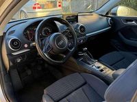 Gebraucht Audi A3 Ambition 150 PS (110 kW) 2015 Silber Limousine