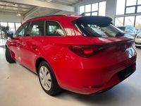 Second-hand Seat Leon Reference 116 CP (85 kW) 2022 Roșu Berlinǎ