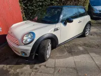 Używany Mini Cooper Coupé 120 KM (88 kW) 2009 Biały Coupe