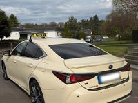 Gebraucht Lexus ES300H 218 PS (160 kW) 2023 Braun Limousine