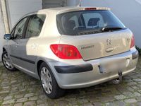 gebraucht Peugeot 307 HDI135 Limousine, Glasdach, Klimaautomatik, AHK TÜV