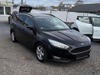 Używany Ford Focus Trend 125 KM (91 kW) 2015 Czarny Kombi
