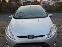 Gebraucht Ford Fiesta 2010 Silber Kleinwagen