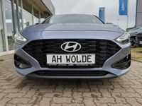 Gebraucht Hyundai i30 Advantage 101 PS (74 kW) 2024 Blau Limousine