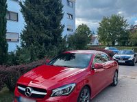 Gebraucht Mercedes CLA180 122 PS (89 kW) 2017 Rot Limousine