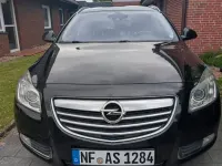 Gebraucht Opel Insignia Edition 160 PS (117 kW) 2009 Schwarz Kombi